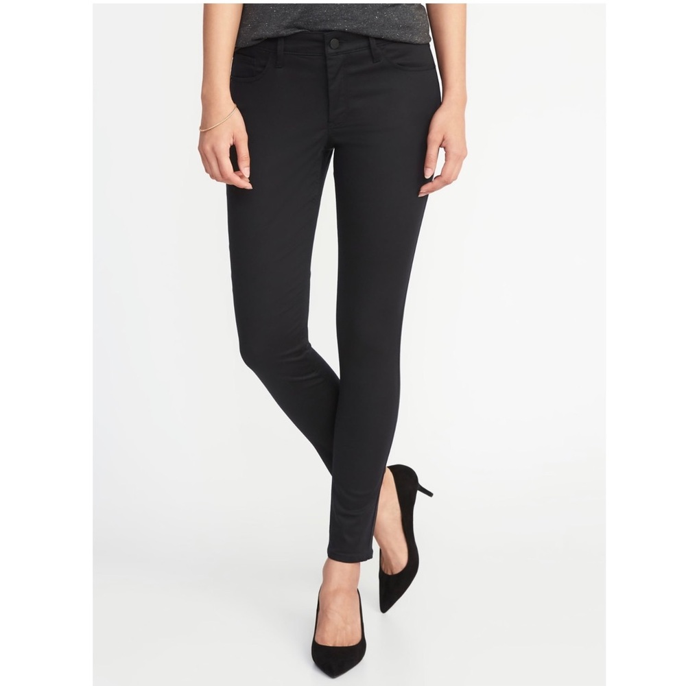 🔴 JEANS BOGO 50% off 🔴NWOTRockstar Skinny